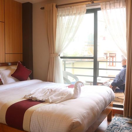 Hotel Family Ties Pvt. Ltd. Kathmandu Ngoại thất bức ảnh
